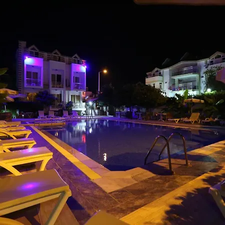 Apartment Paradise Homes *